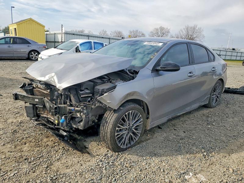 2023 KIA Forte gt Line
