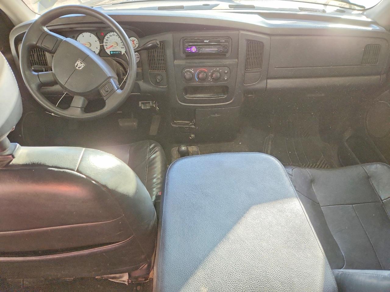 2005 Dodge RAM 2500 ST