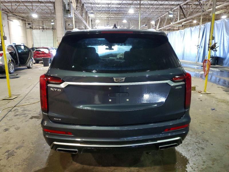 2022 Cadillac XT6 Premium Luxury