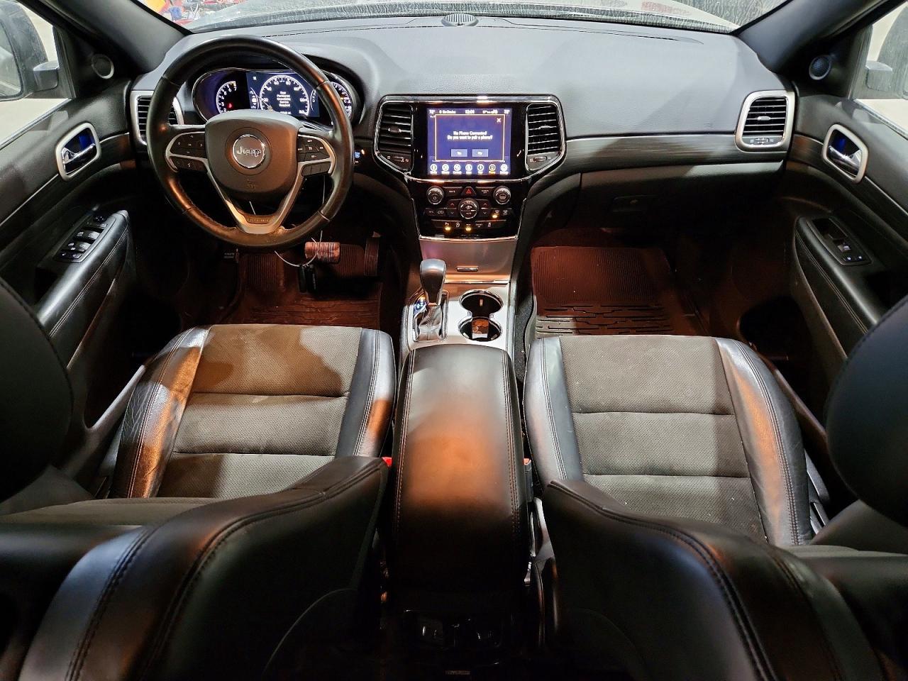 2020 Jeep Grand Cherokee Laredo