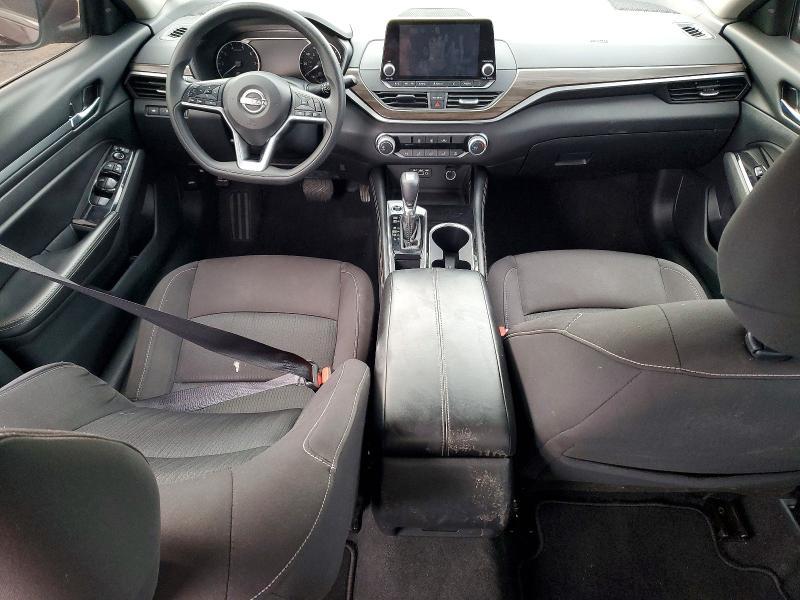 2023 Nissan Altima sv