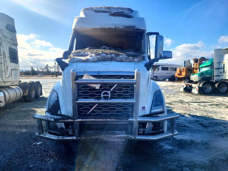 2023 Volvo VN VNL