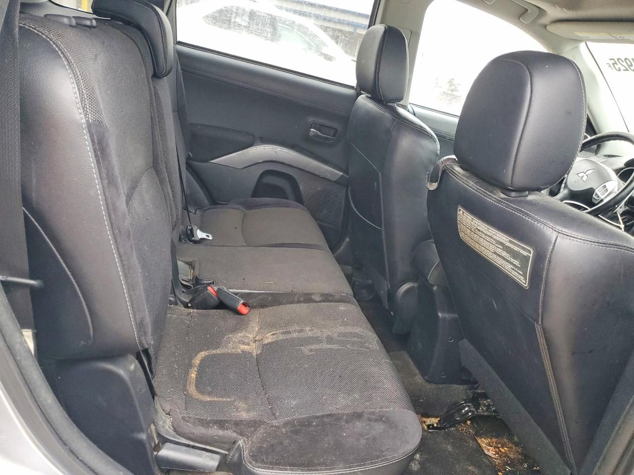 2011 Mitsubishi Outlander se