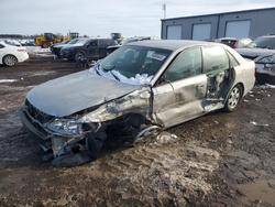 Salvage cars for sale from Copart Waldorf, MD: 2000 Toyota Avalon xl