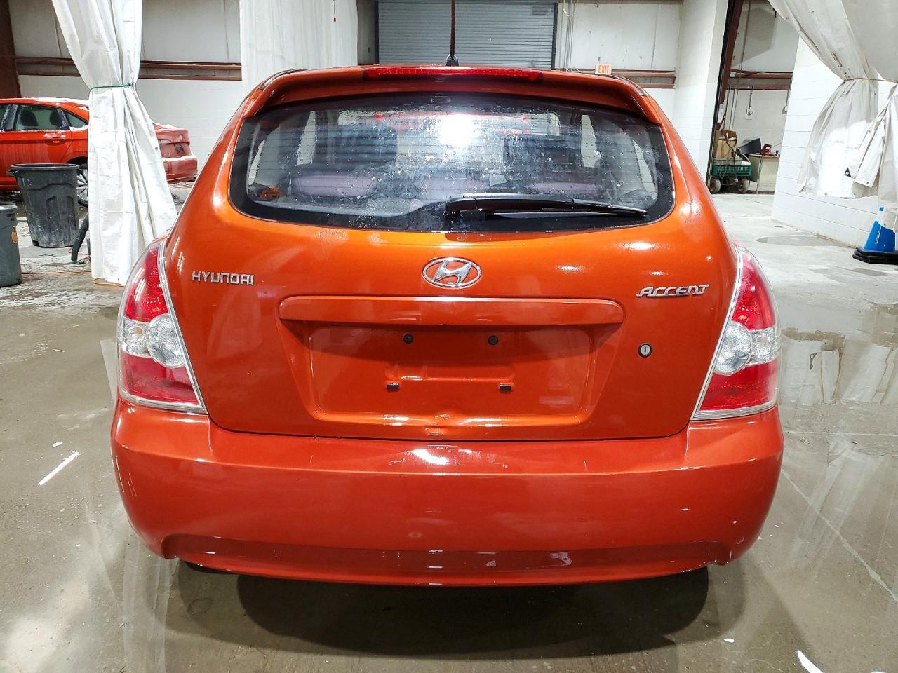 2010 Hyundai Accent Blue