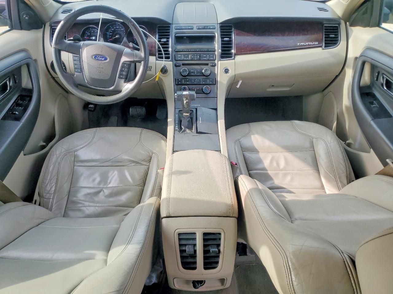 2011 Ford Taurus sel