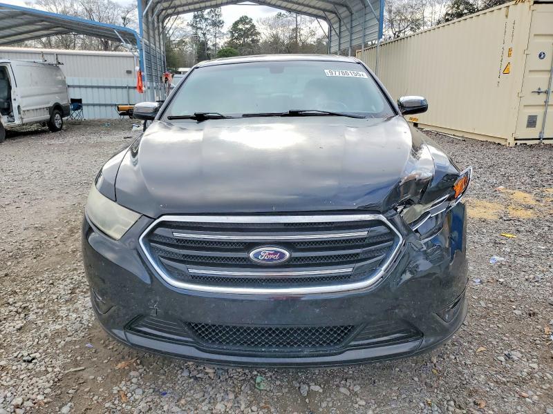 2015 Ford Taurus Limited
