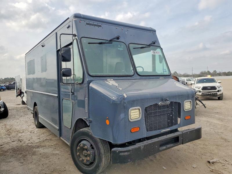 2020 Frht - Freightliner 2020 Freightliner MT 45G Delivery Truck