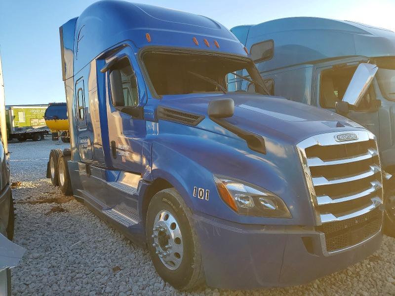 2019 Freigliner 2019 Freightliner Cascadia 126 Semi Truck