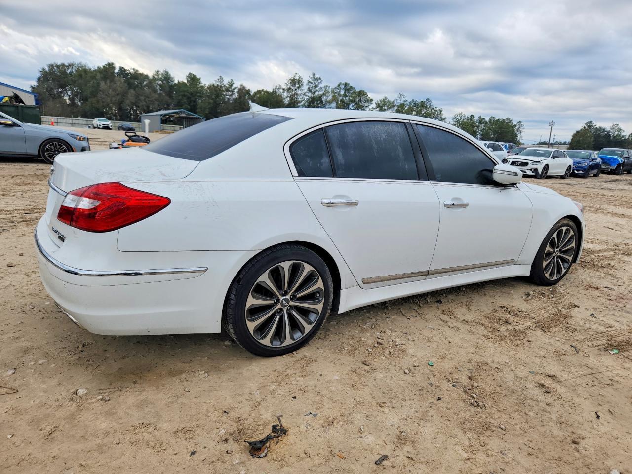 2013 Hyundai Genesis 5.0l