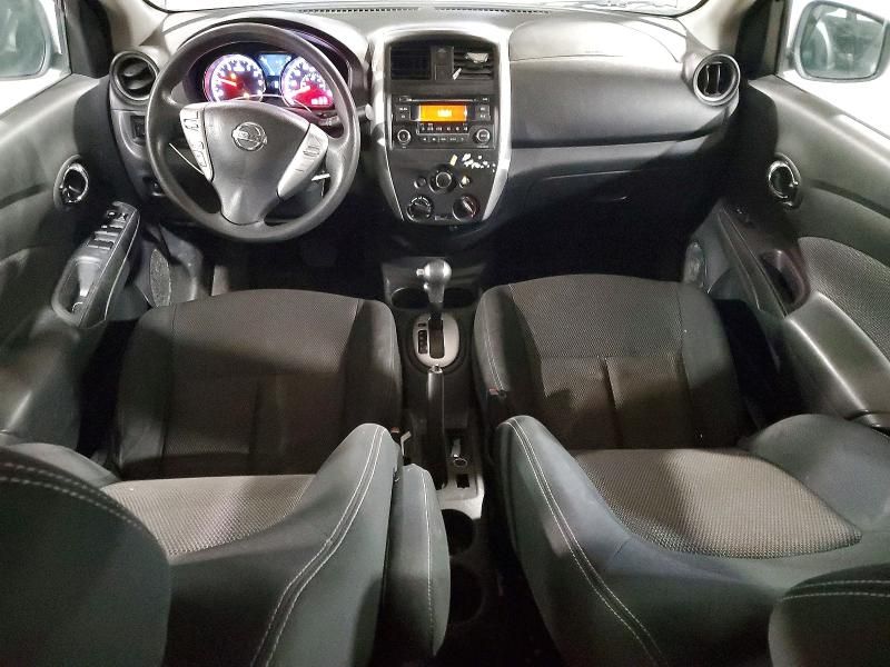 2016 Nissan Versa s