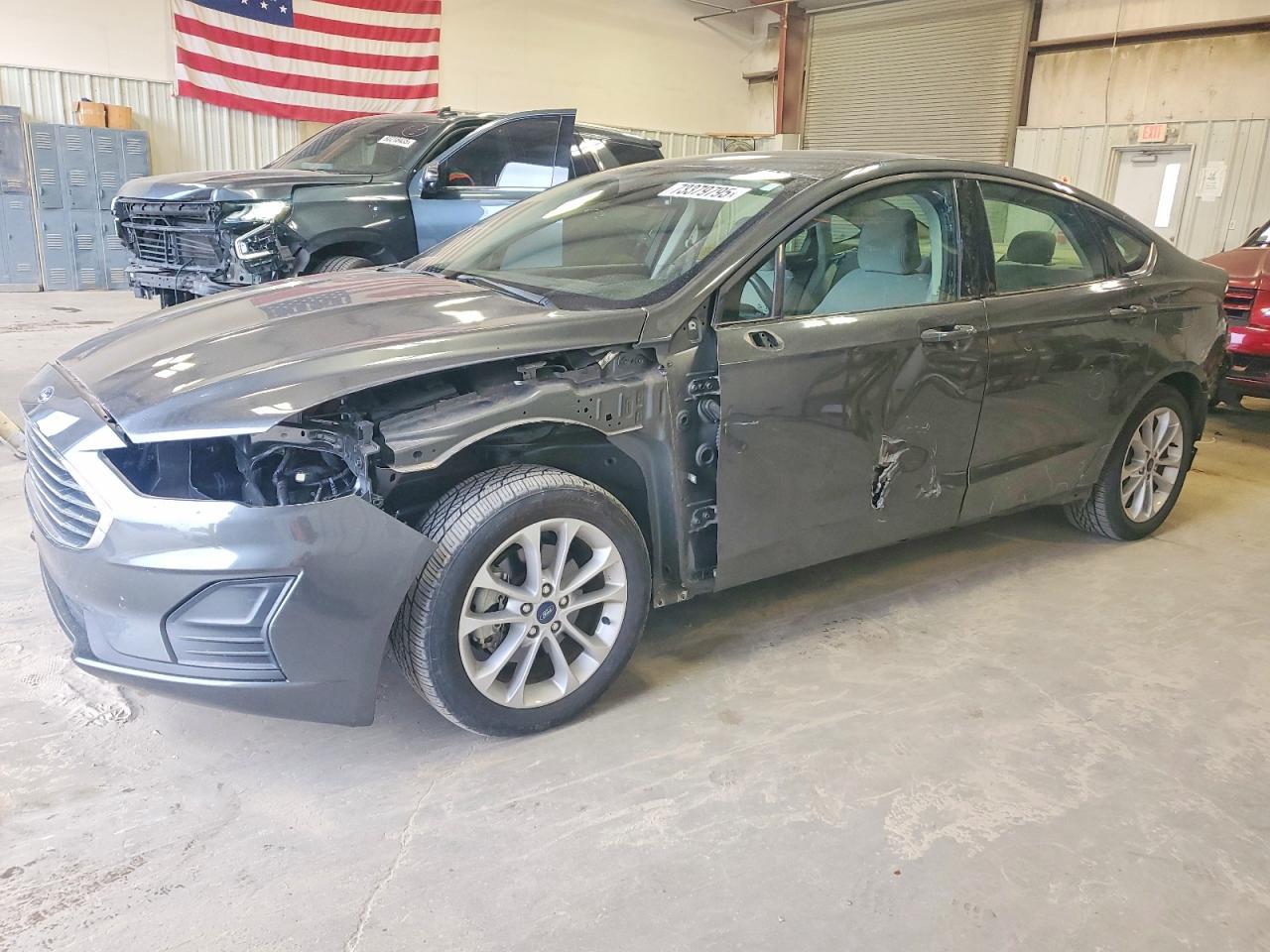 2020 Ford Fusion se
