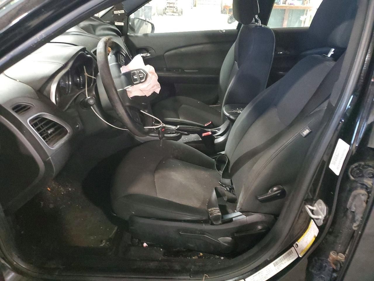 2013 Dodge Avenger se