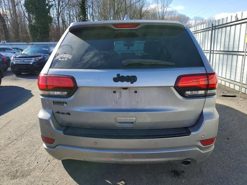 2018 Jeep Grand Cherokee Laredo