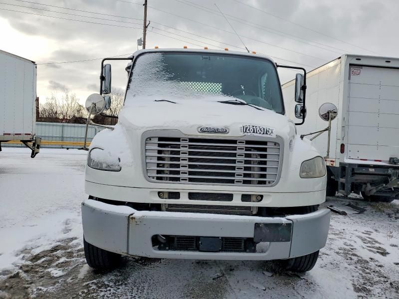 2017 Freightliner Business Class M2 Flatbed Truck