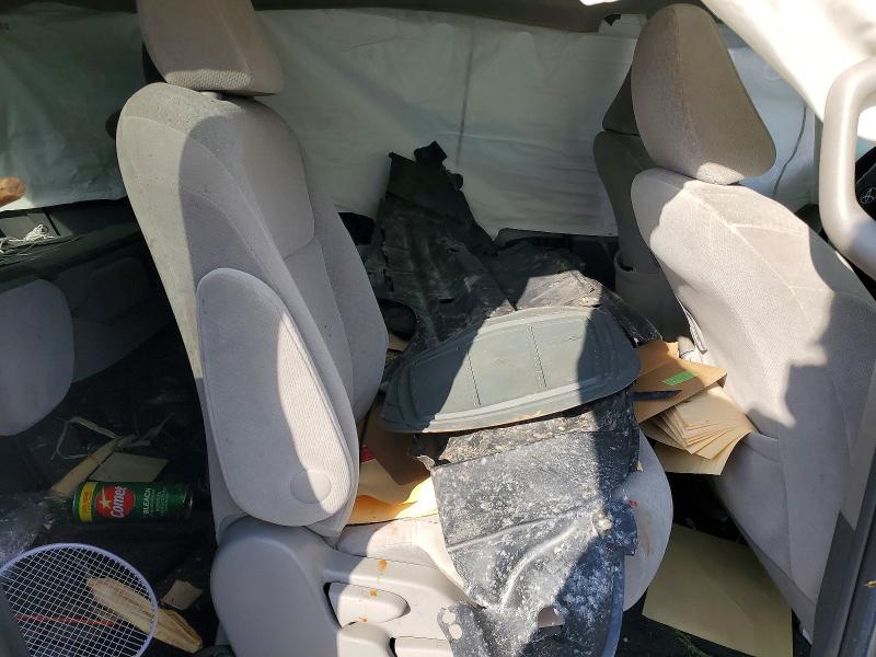 2015 Toyota Sienna le