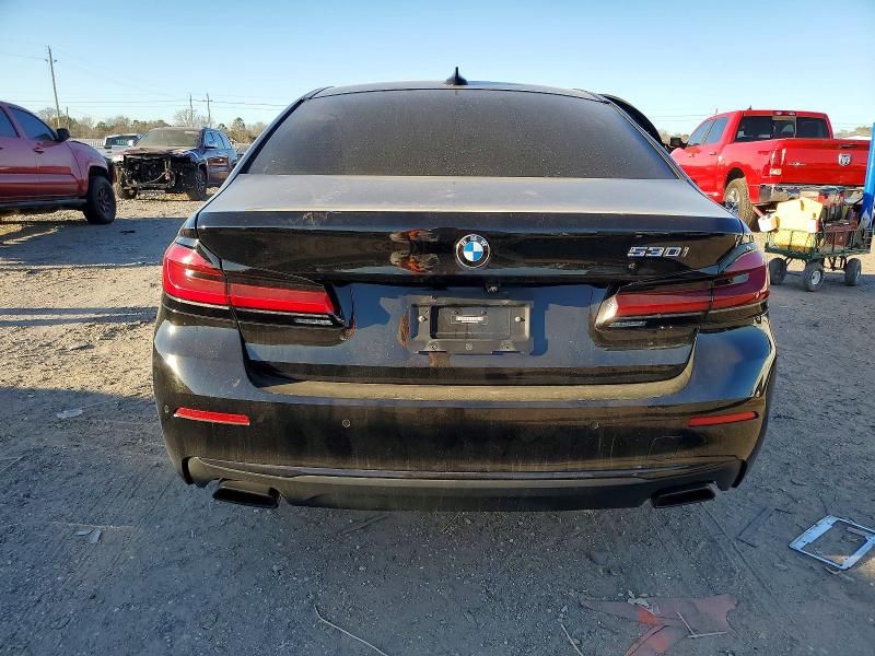 2022 BMW 530 i