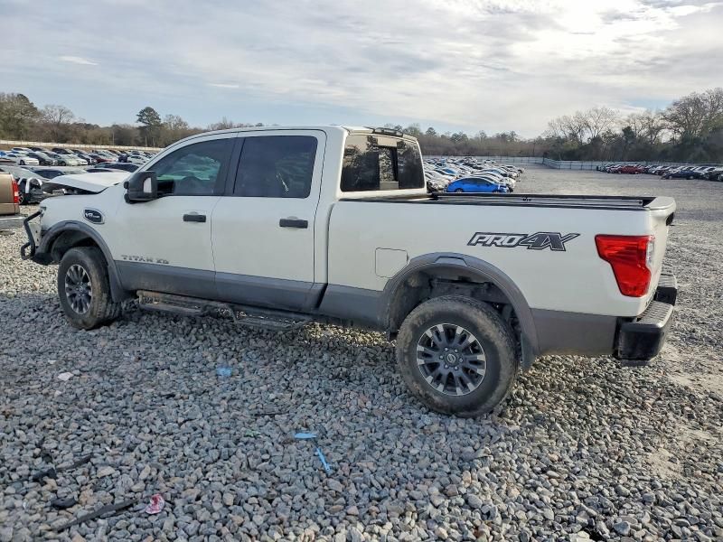 2019 Nissan Titan xd sl