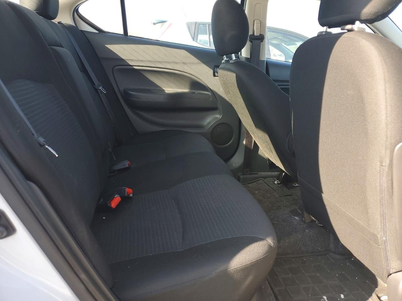 2024 Mitsubishi Mirage G4 es