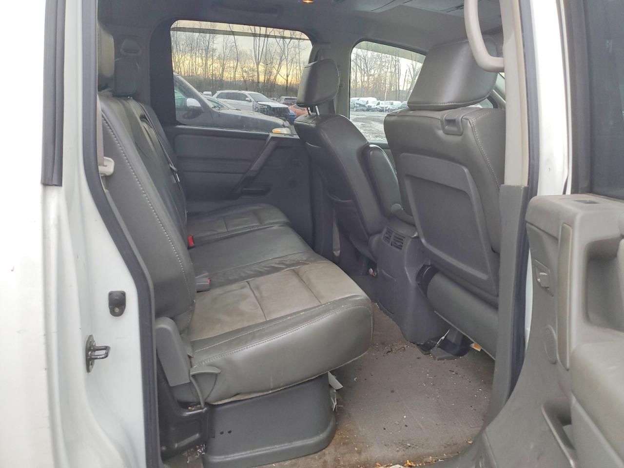 2005 Nissan Titan XE