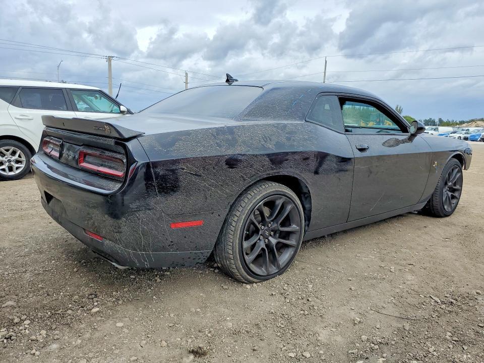 2021 Dodge Challenger r