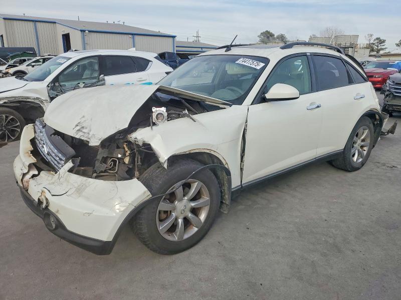 2005 Infiniti Fx35