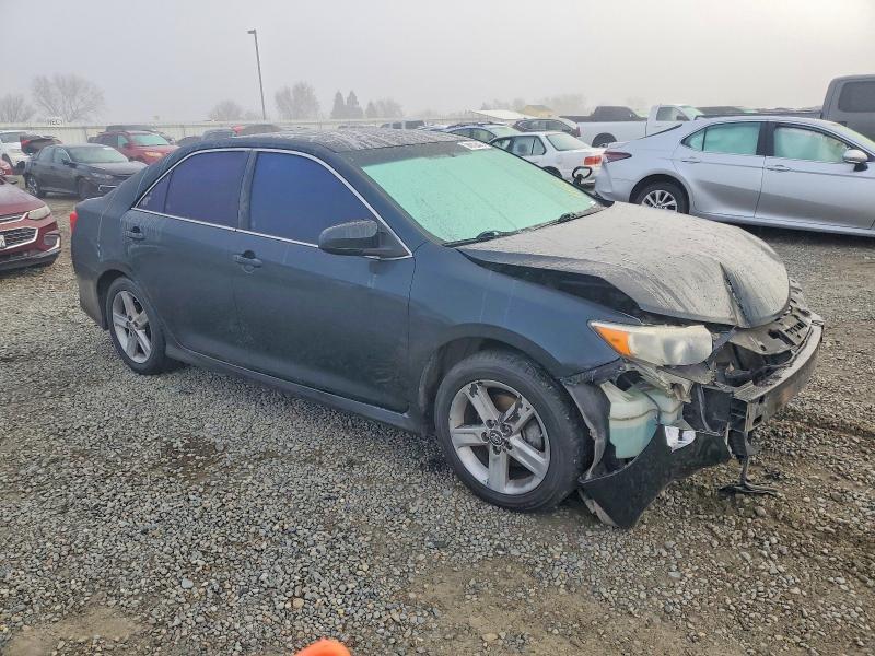 2014 Toyota Camry se