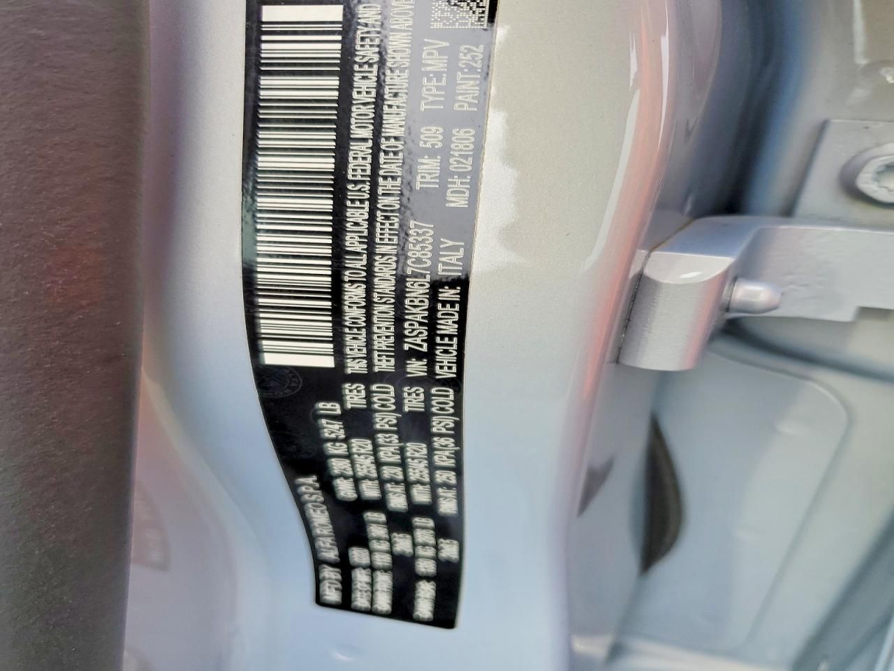 2020 Alfa Romeo Stelvio ti