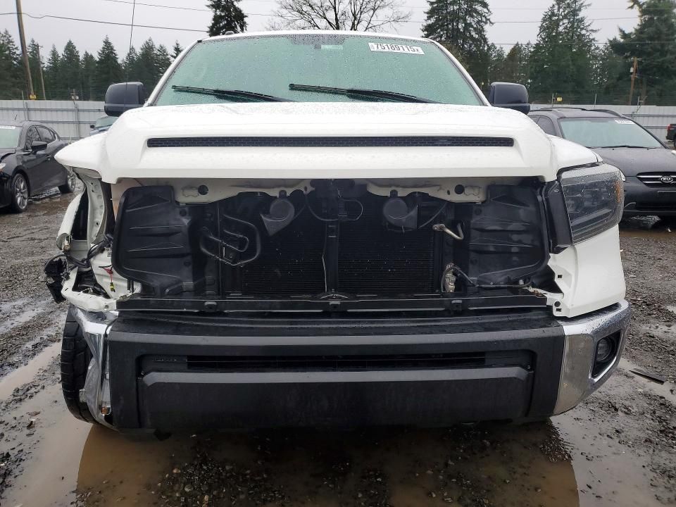 2017 Toyota Tundra Double cab sr