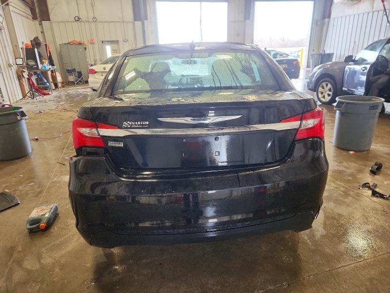 2013 Chrysler 200 Touring