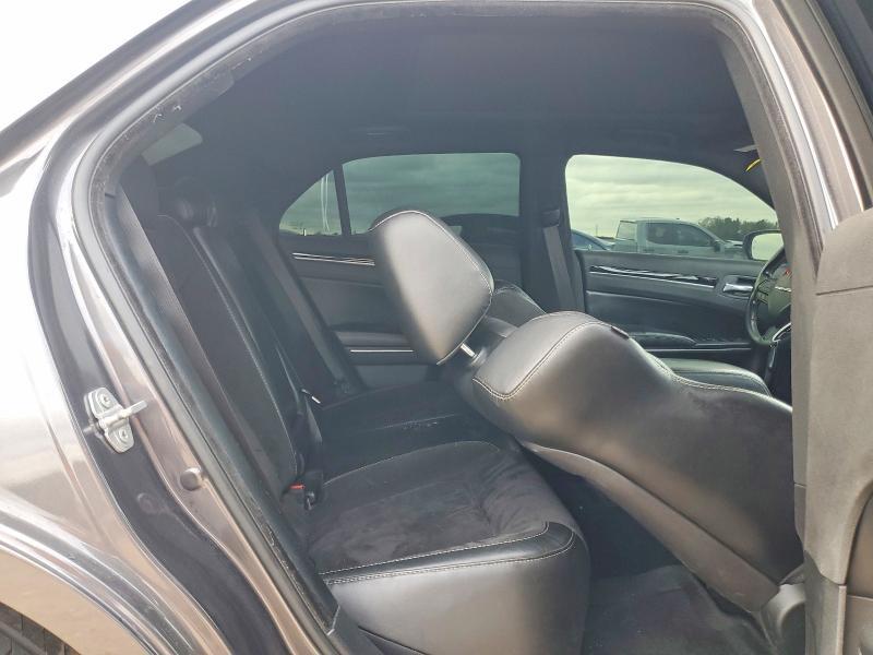2019 Chrysler 300 s