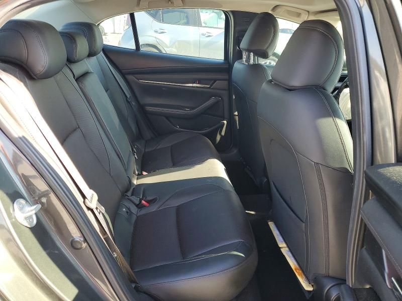 2019 Mazda 3 Premium