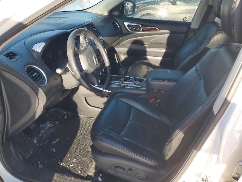 2013 Nissan Pathfinder s