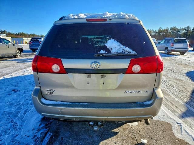 2006 Toyota Sienna ce