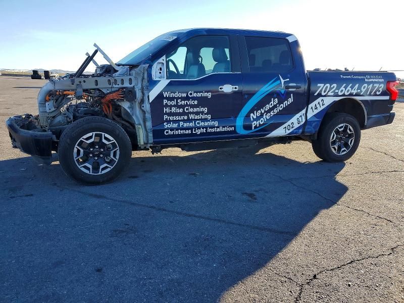 2022 Ford F150 Lightning pro