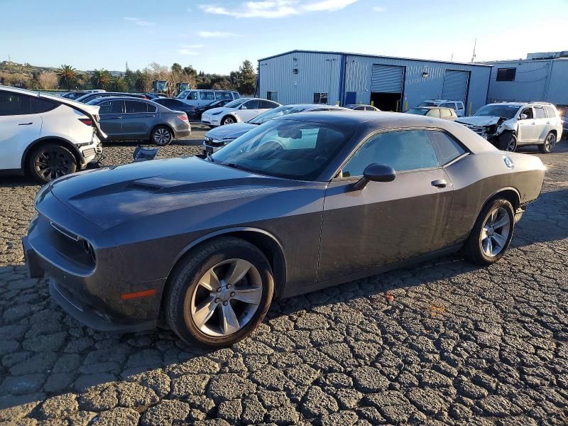 2017 Dodge Challenger sxt