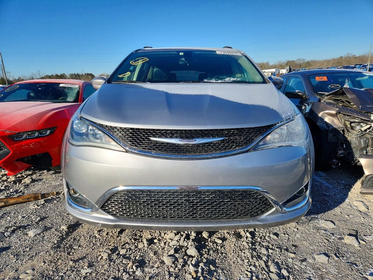 2017 Chrysler Pacifica Touring l