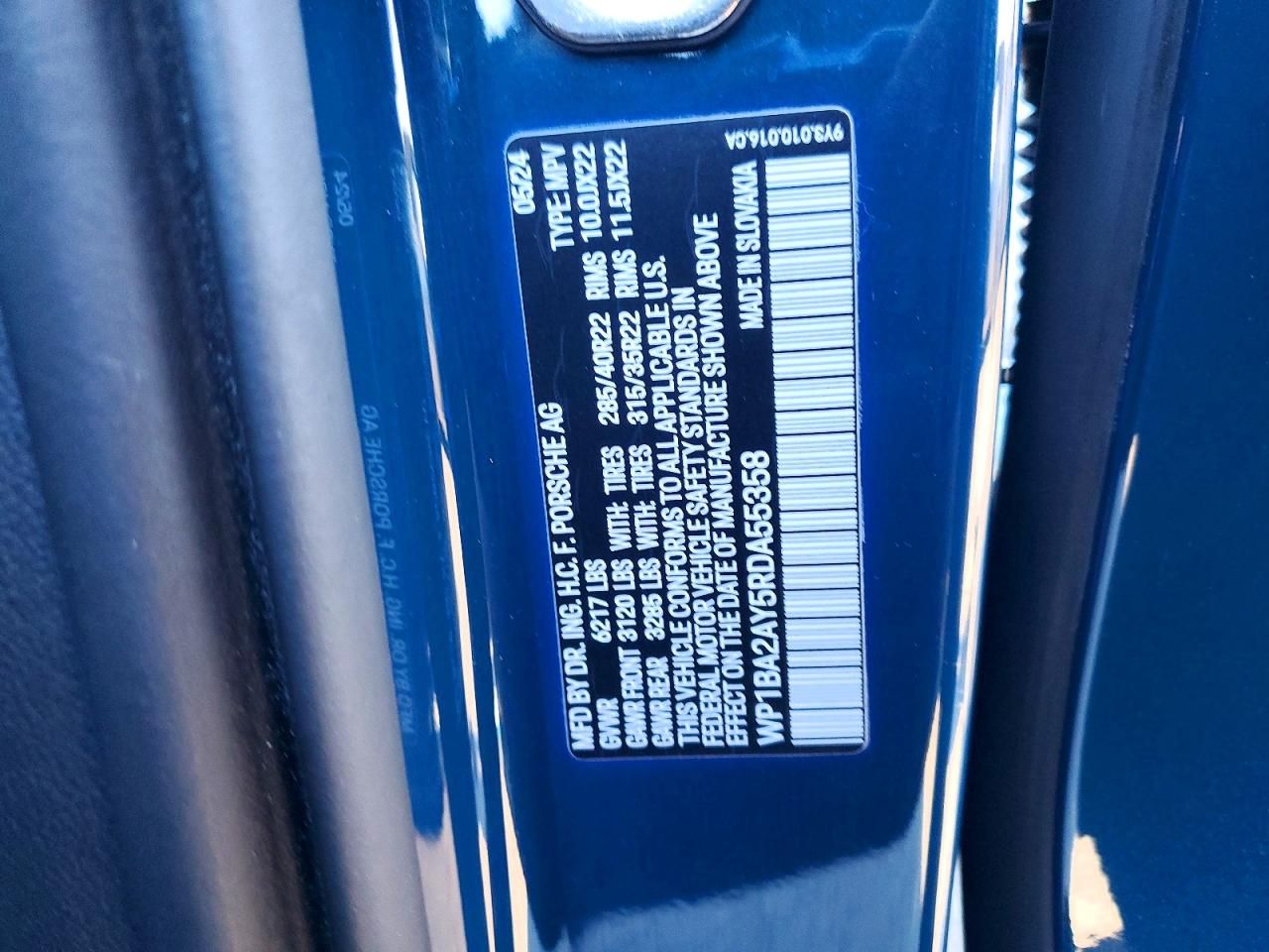 2024 Porsche Cayenne Coupe