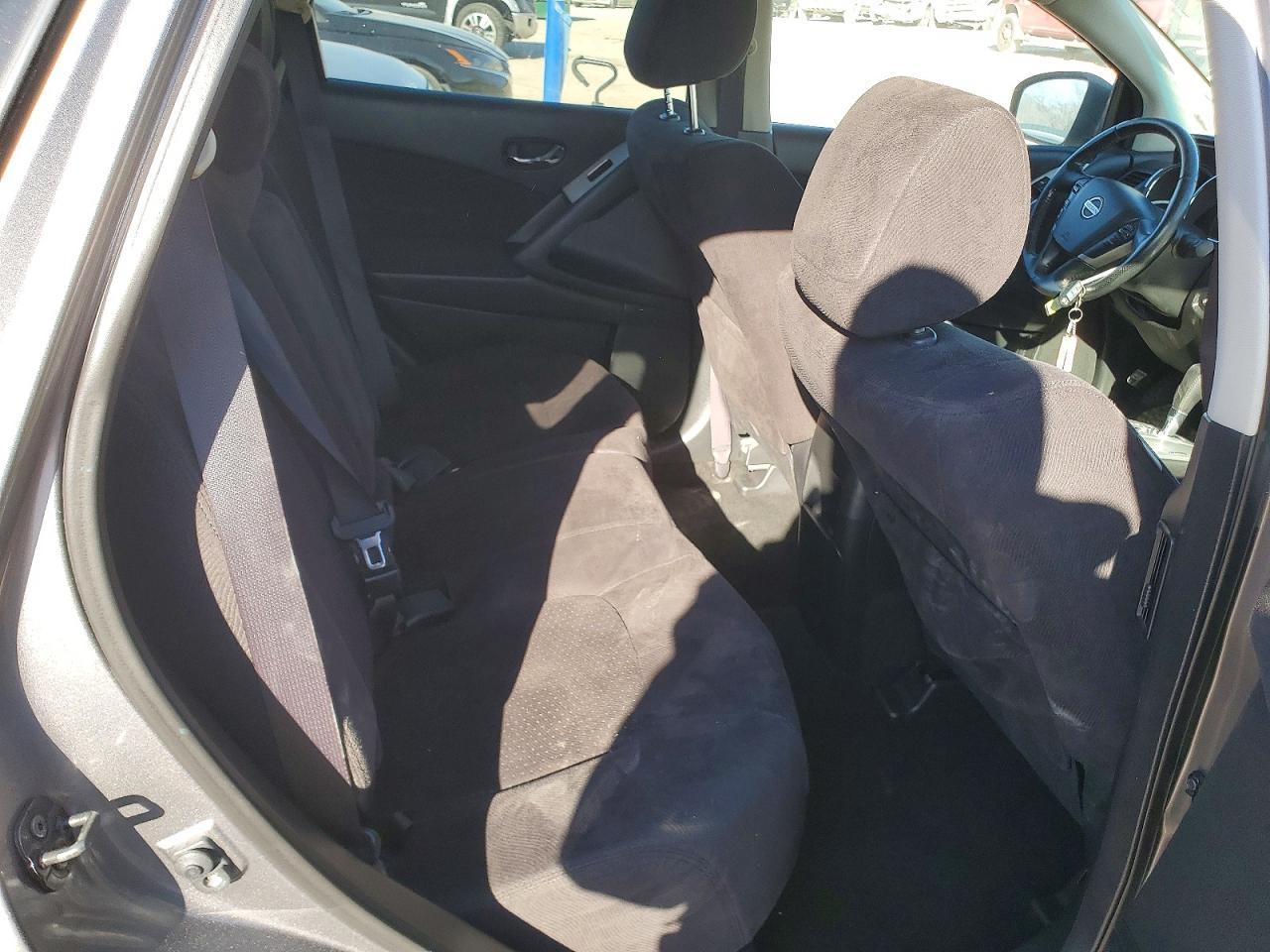 2014 Nissan Murano s