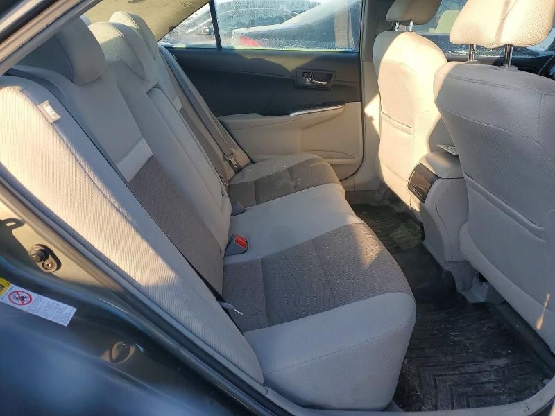 2014 Toyota Camry Hybrid