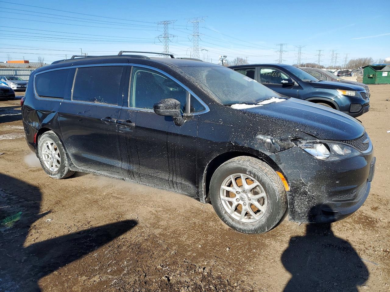 2021 Chrysler Voyager lxi
