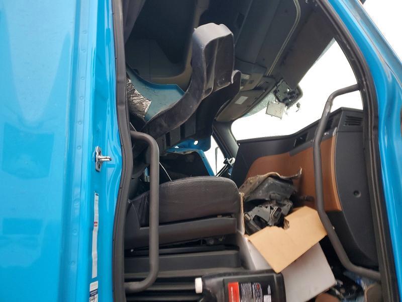 2022 Freightliner Cascadia 126 Semi Truck