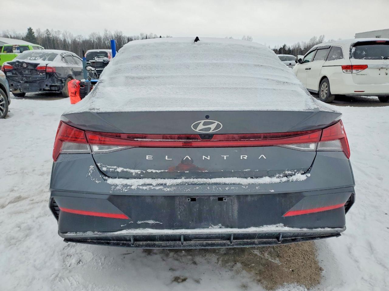 2025 Hyundai Elantra Luxury