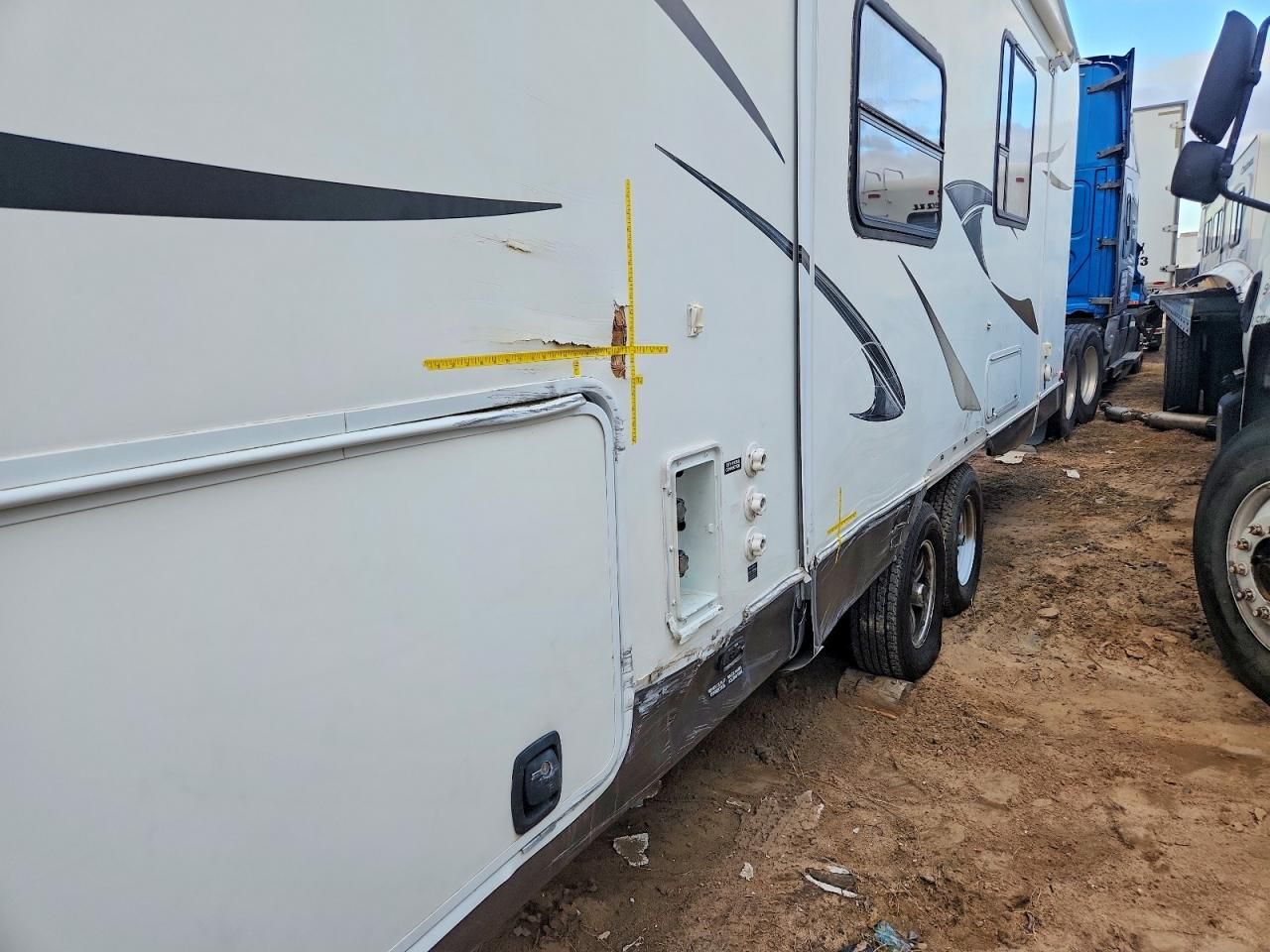 2014 Rockwood Ultra Ligh-toy Hauler rv