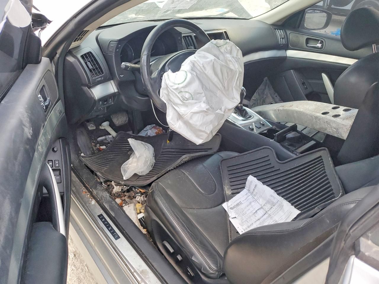 2015 Infiniti Q60 Journey