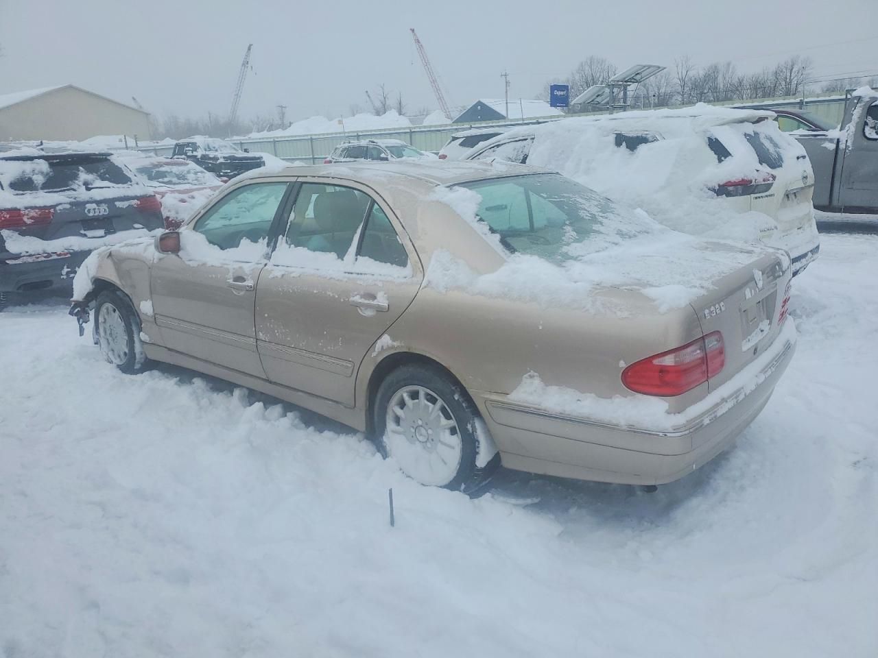 2000 Mercedes-Benz E 320 4matic