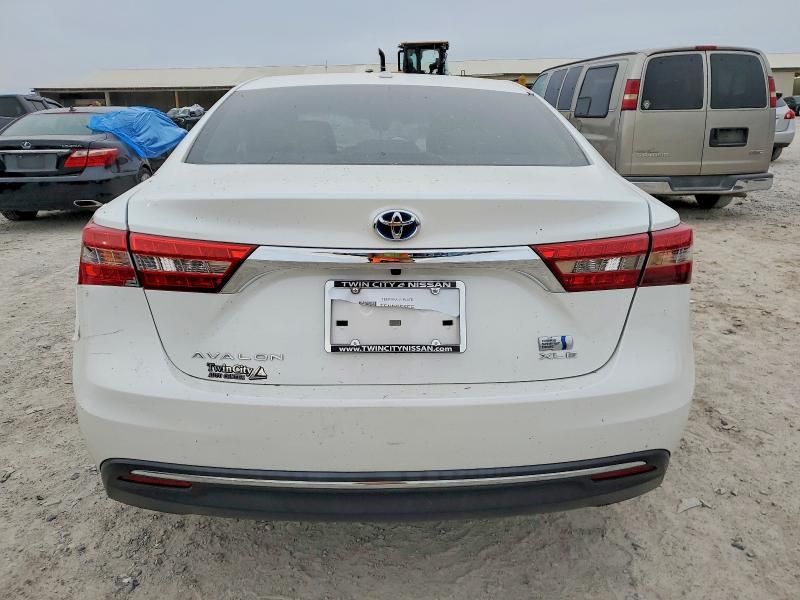 2017 Toyota Avalon Hybrid