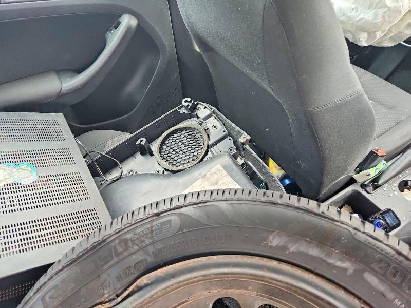2012 Volkswagen Jetta Base