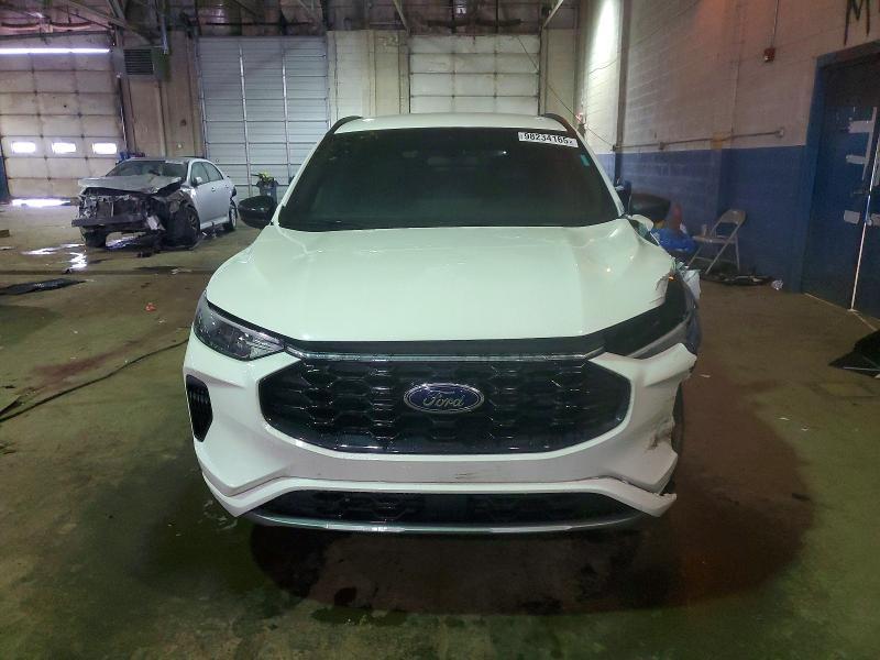 2024 Ford Escape st Line