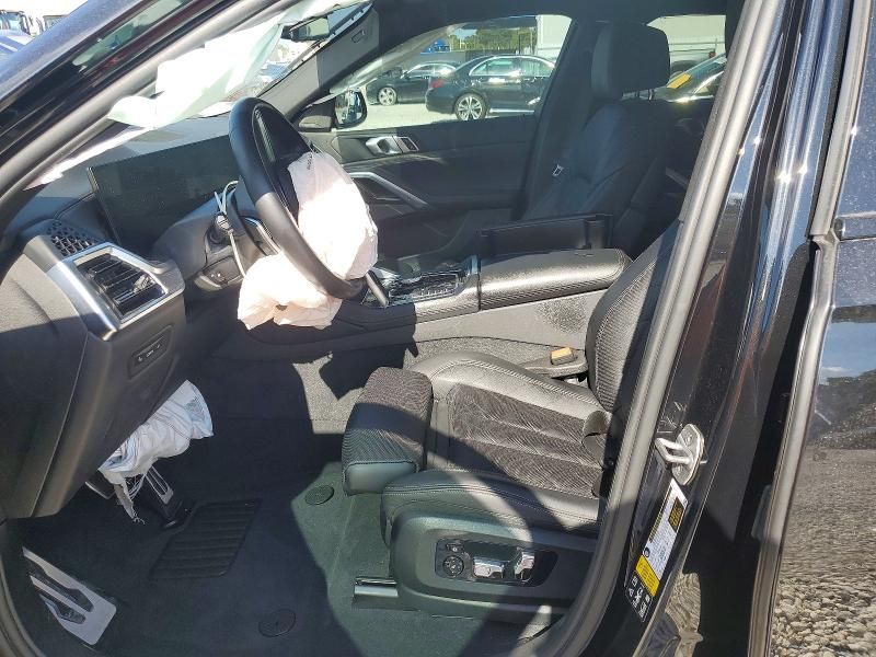 2024 BMW X6 Xdrive40i